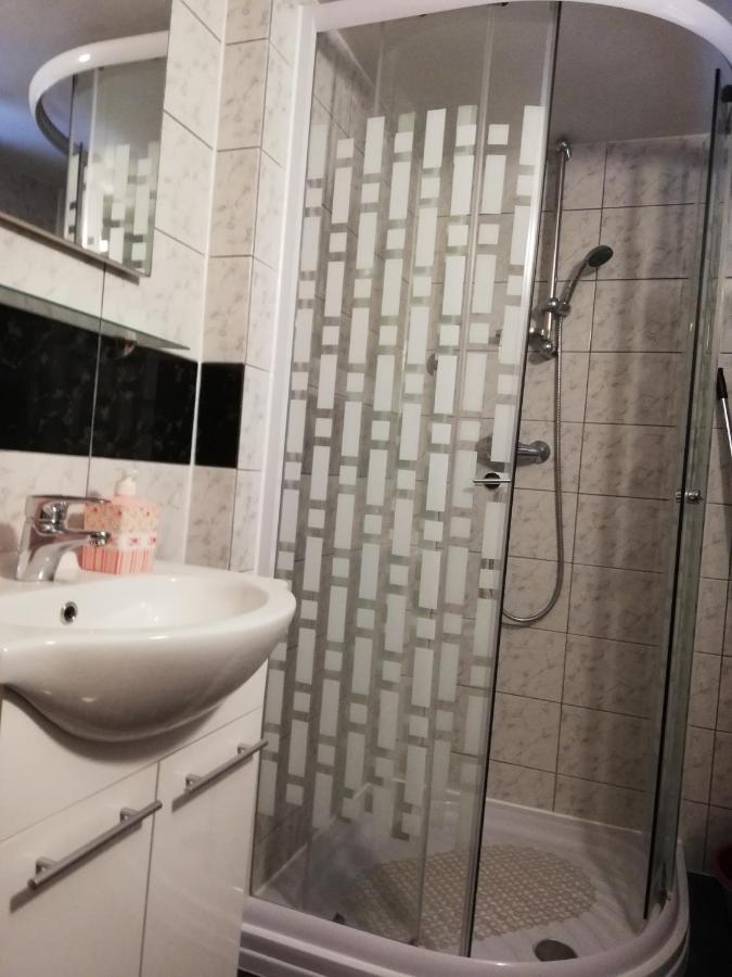 Apartman Cvita Tkon Luaran gambar